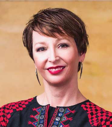Robynne M Anderson
